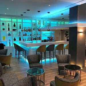 4* Hotell Western Carlton