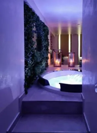 Majord'Home Spa 5* - La Source Coeur Vieille Ville Annecy 0*,